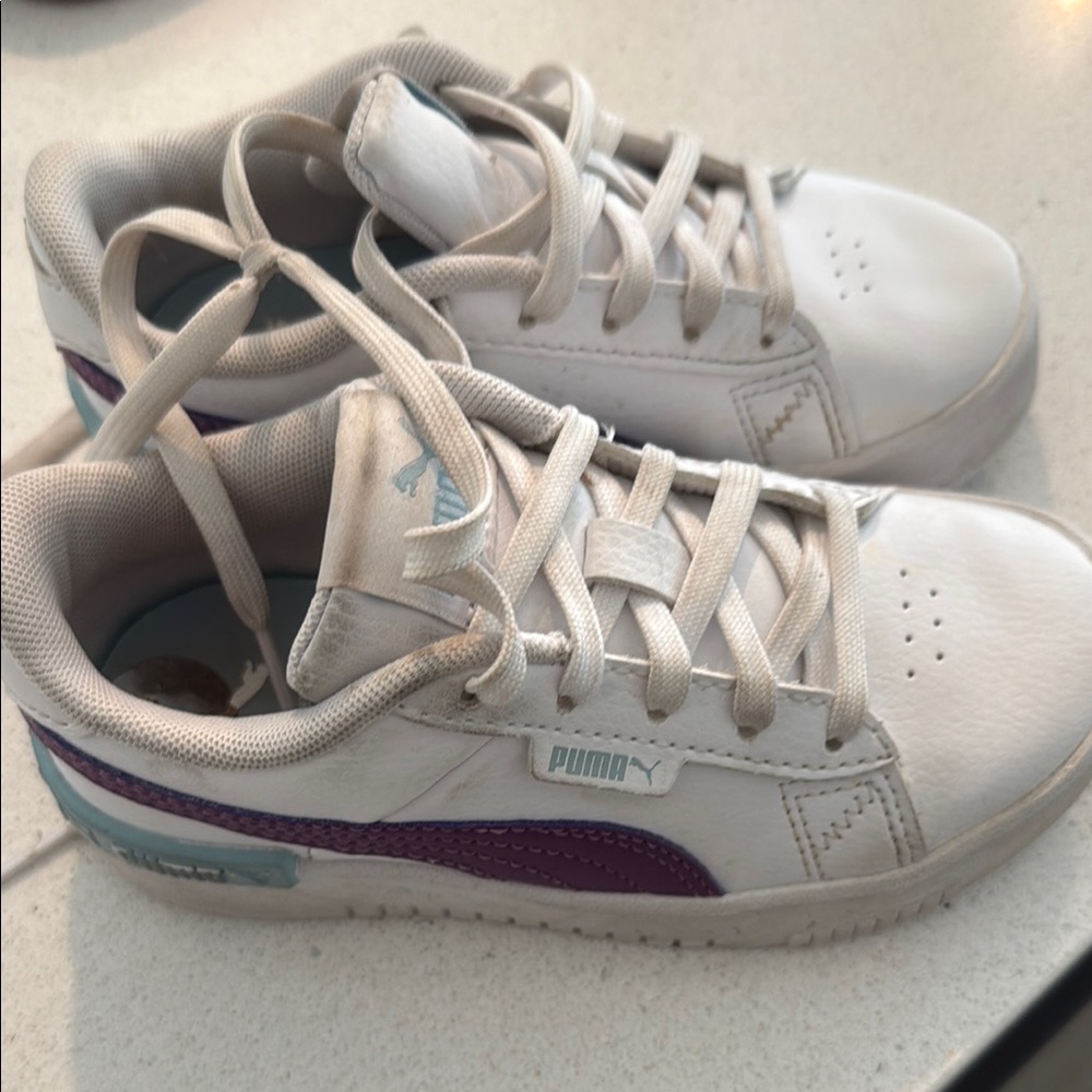 3 for $40 Puma White and Purple Sneakers Sleek Design